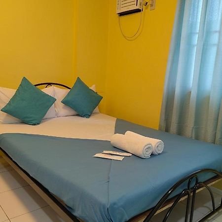 Yellowpad Hotel Davao City Kültér fotó
