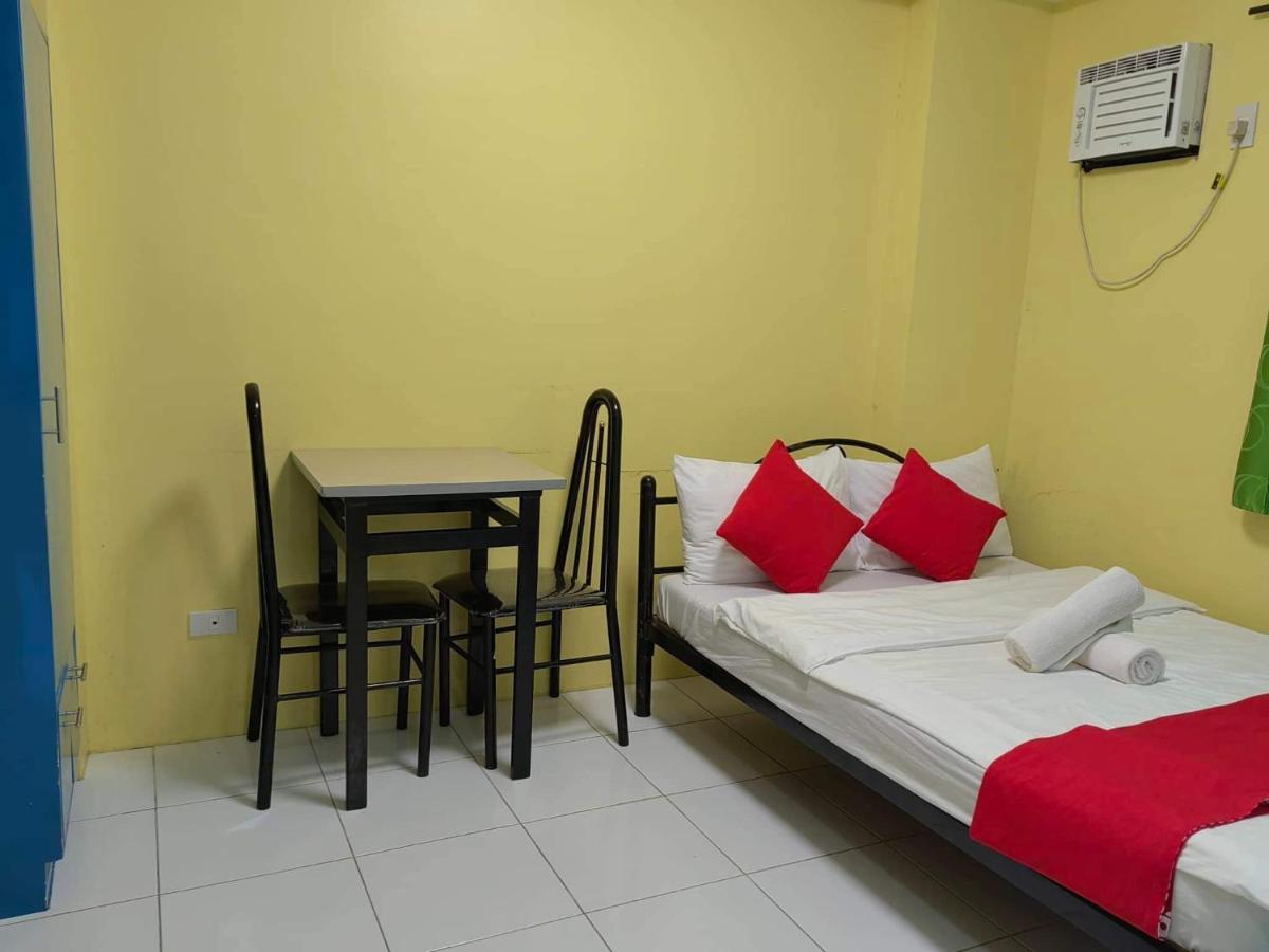 Yellowpad Hotel Davao City Kültér fotó